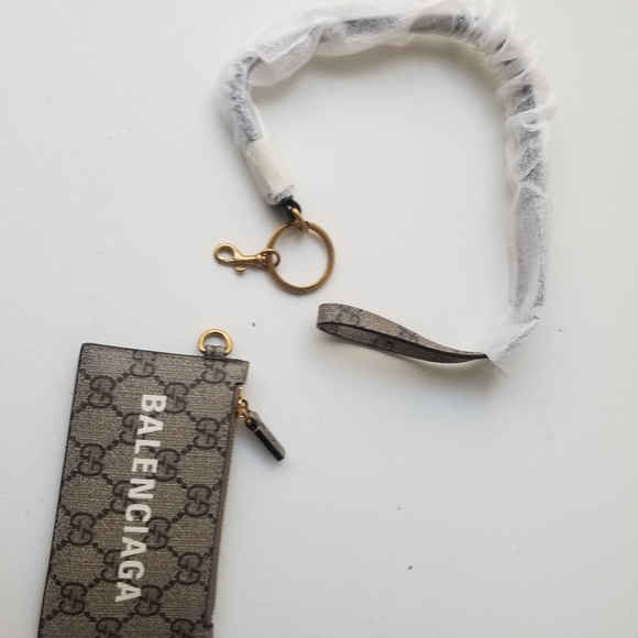 Auth Gucci Balenciaga Hacker Project Card case key ring pouch detachable strap - Picture 2 of 11